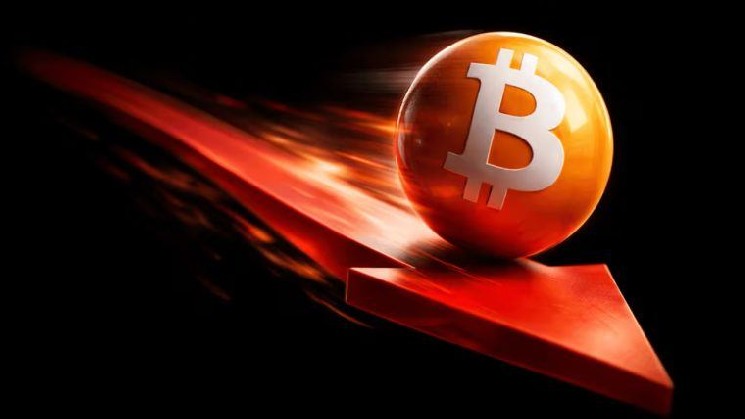 Биткоину грозит падение до 55 000 долларов, в то время как аналитик подтверждает прогноз в 100 000 долларов &mdash; Крипто Новости