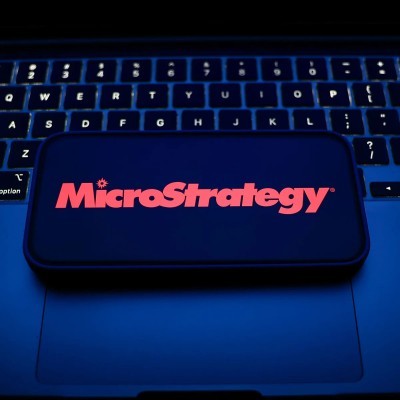 Strategy увеличила запасы биткоина ещё на $100 млн, но критики указывают на размывание доли акционеров &mdash; Крипто Новости