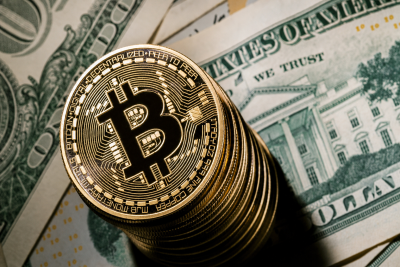 Биткоин держится выше $79 000: притоки в ETF идут самой длинной серией с апреля &mdash; Крипто Новости